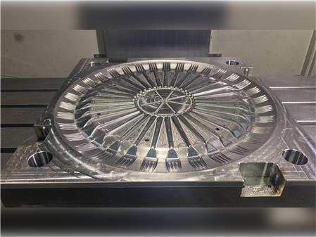 32 Manufacture of Eye Spoon Mold